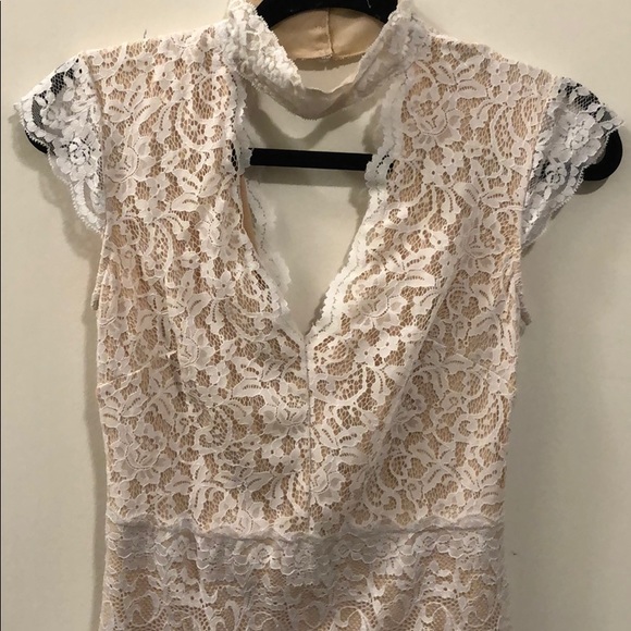 Bebe white lace sleeveless dress - Picture 5 of 6